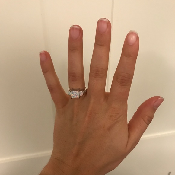 LAST ONE! Sterling Silver Opal Ring - Picture 8 of 8